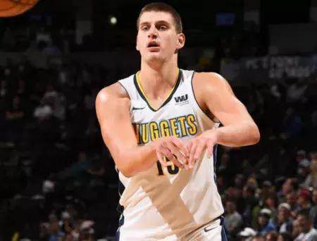 为队友创造 为队友创造